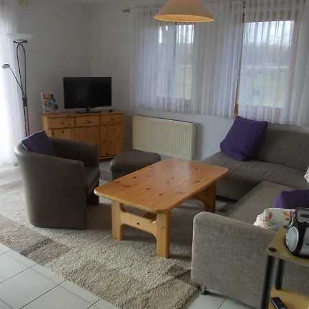Boddenhus Tizi * Marlow